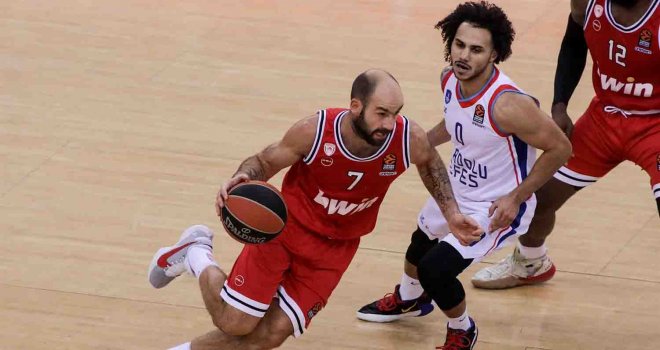 Larkin döndü, Anadolu Efes kendine geldi