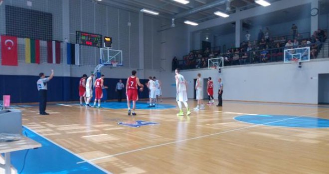 Litvanya'ya kaybeden U18 Genç Millilerimiz 3.oldu