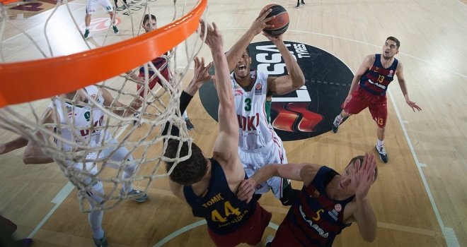 Lokomotiv Kuban uzatmada seriyi uzattı