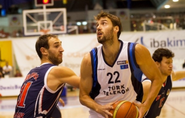 LUKSA ANDRİC KAZAKİSTAN YOLCUSU