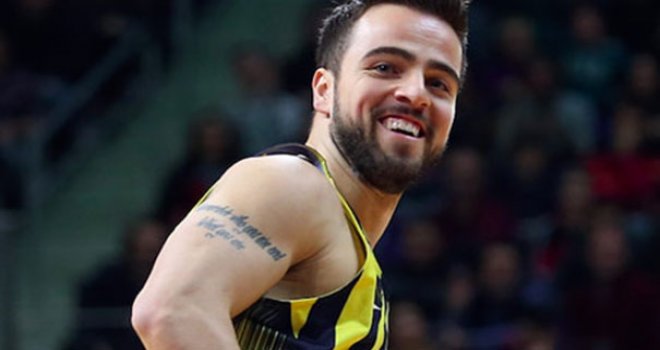 Mahmutoğlu: Karşı takımda çok şeker güzel bir çocuk var...