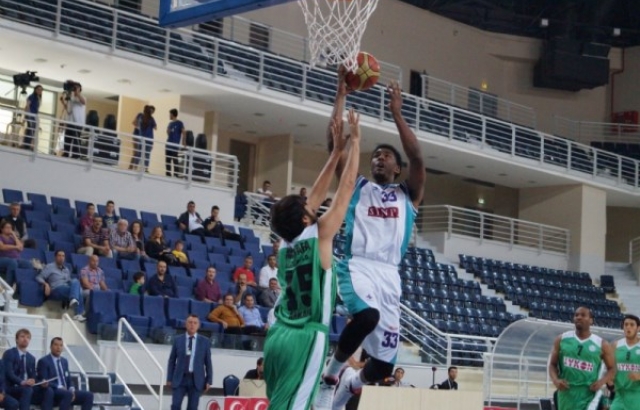 Mamak Belediye DSİ, lider Denizli Basket'i devirdi