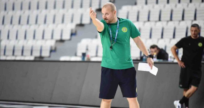 Manisa Büyükşehir Belediyespor Cabadak ile yollarını ayırdı