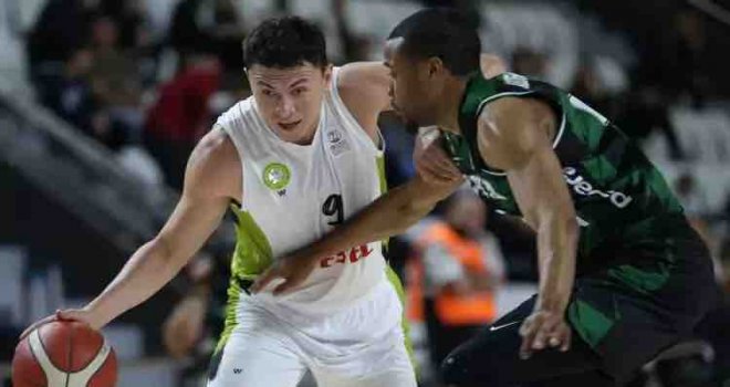 Manisa Büyükşehir evinde kazandı