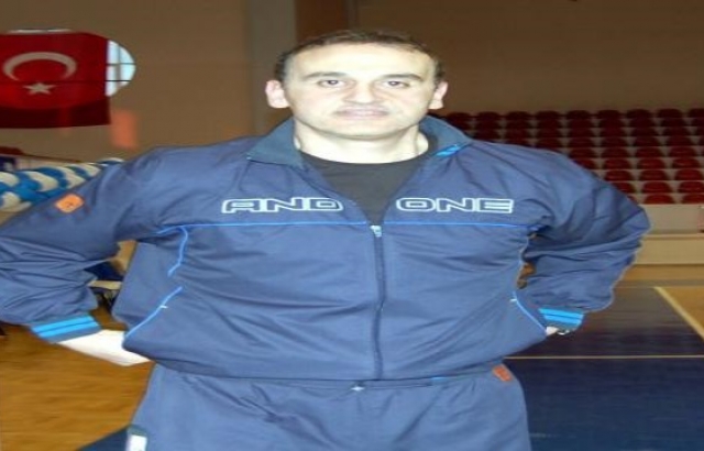 MELİKŞAH ÜNİVERSİTESİ ANTRENÖRÜNÜ BULDU