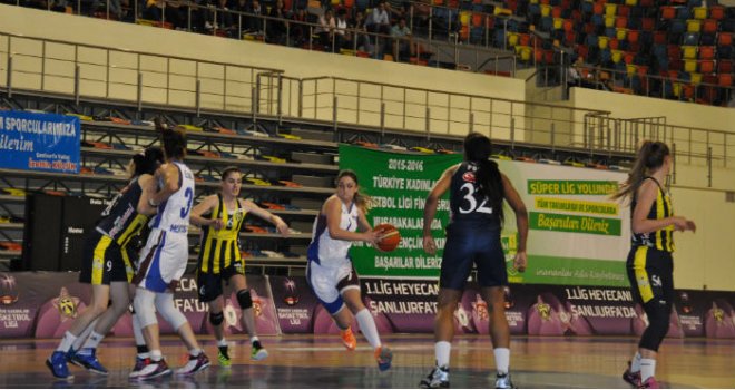 Mersin Basketbol Final Grubu'na kazanarak başladı