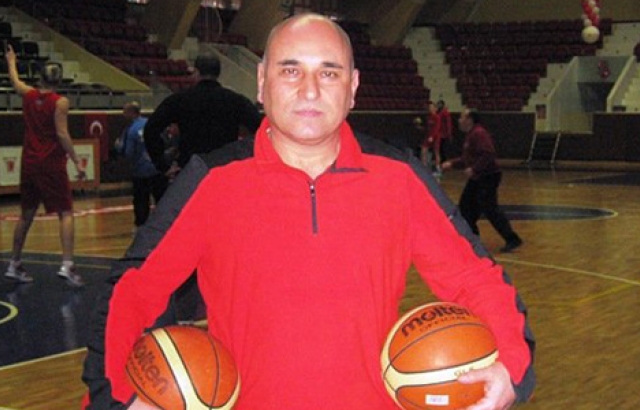 Mersin Büyükşehir'de Beleş ile yollar ayrıldı