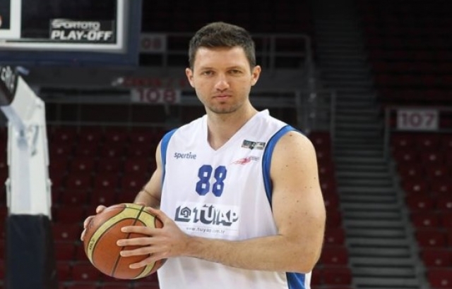 Mersin Büyükşehir'den iki transfer 