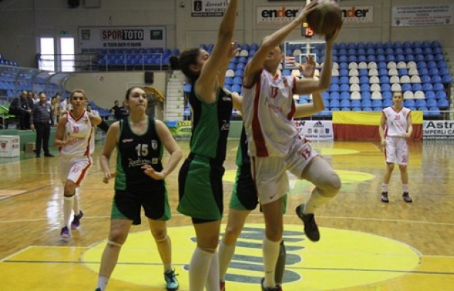 Mersin Kurtuluş Güleç ile uzattı