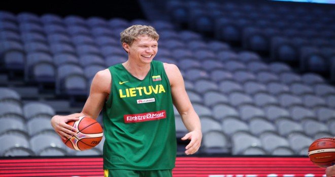 Mindaugas Kuzminskas Pınar Karşıyaka'da