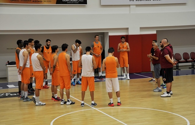 Mondi Melikşah sezonun ilk idmanını yaptı...