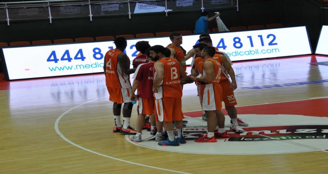 Mondi Melikşah Üniversitesi'nde Coach Yakan oyundan memnun