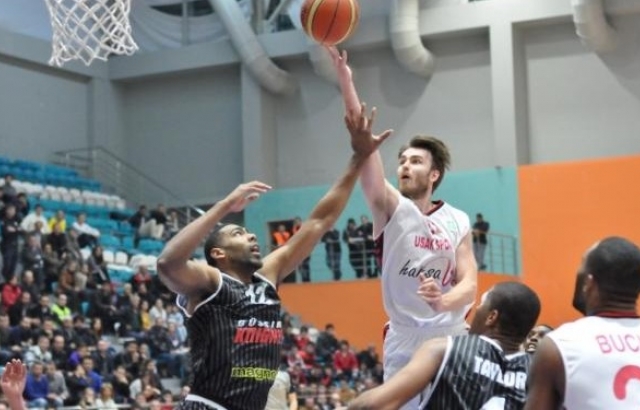 Muratbey Uşak Sportif, Avusturya deplasmanında