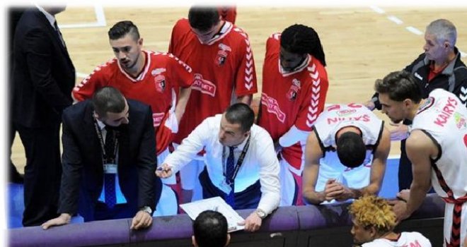 Muratbey Uşak Sportif, erteleme maçında Yeşilgiresun'u ağırlıyor