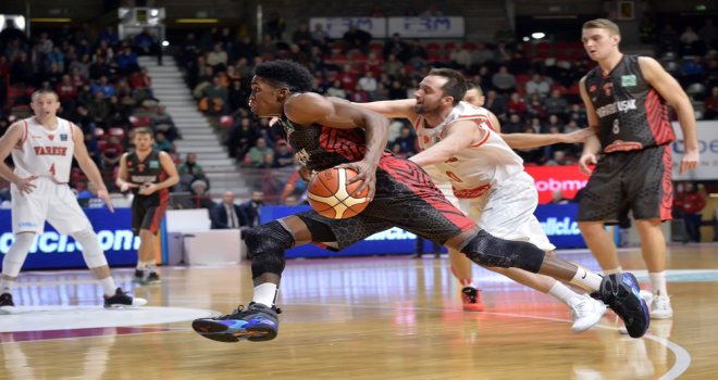 Muratbey Uşak'ın konuğu Asvel