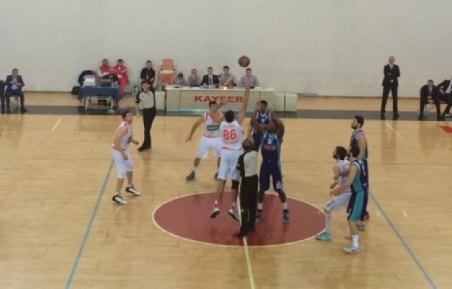 Müthiş maçın galibi uzatmada Sinpaş Denizli Basket