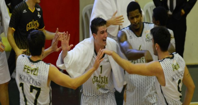 Namık Yazlar: ''Ülke basketboluna yararlı olma hedefimize ulaştık''