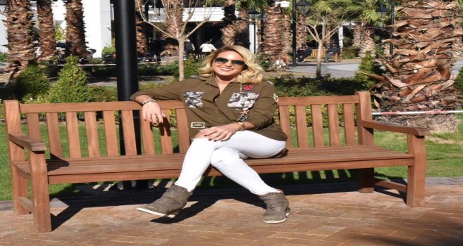 Nazlı Güler: İzmir dişi bir şehir