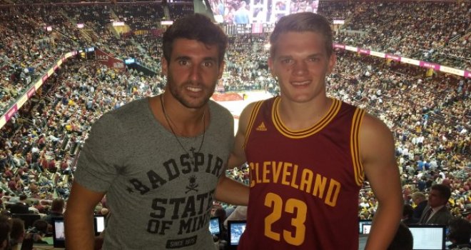 NBA Finalleri için Cleveland?a ünlü akını