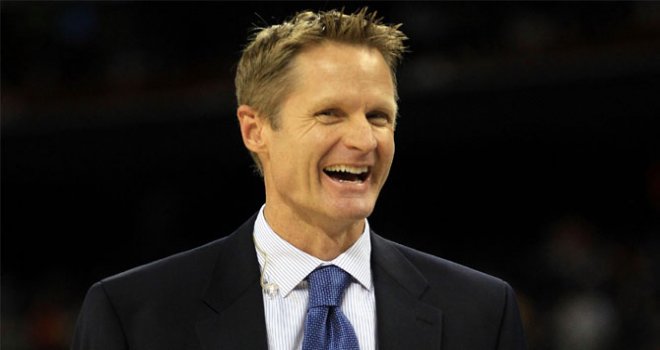 NBA'de yılın antrenörü Steve Kerr
