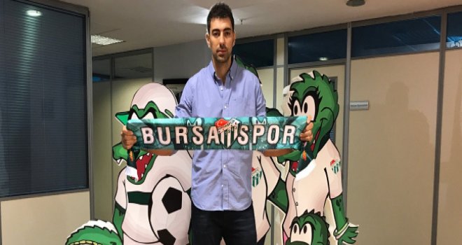 Nedim Yücel Bursaspor ile 3 yıl yeniledi...