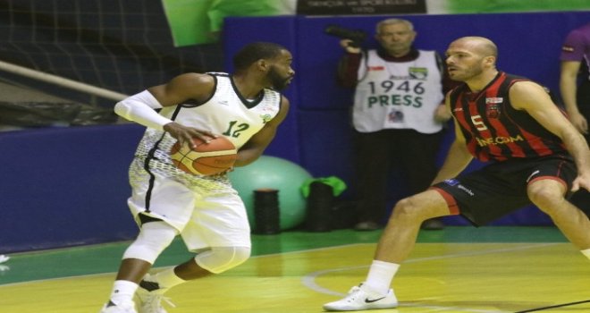 Nesine.com Eskişehir Basket, Akhisar'da zor da olsa kazandı