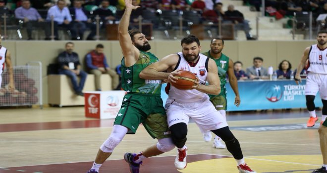 Nesine.com Eskişehir Basket başladığı gibi bitirdi