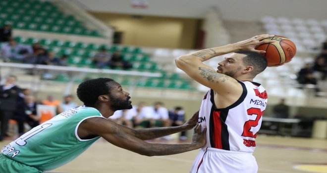 Nesine.com Eskişehir Basket evinde takılmadı