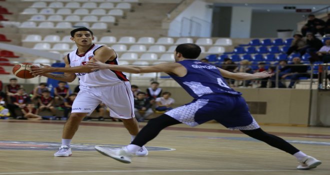Nesine.com Eskişehir Basket, Pertevniyal'e şans tanımadı