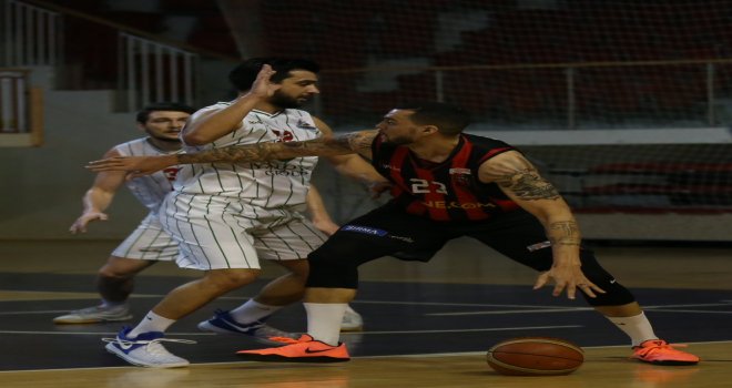 Nesine.com Eskişehir Basket, Yalova'da kazandı