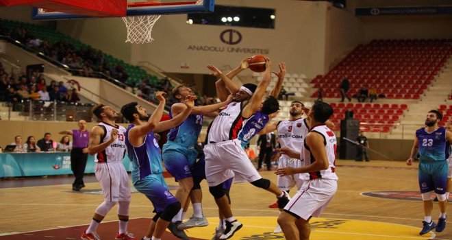 Nesine.com Eskişehir Basket'e Afyon dur dedi...