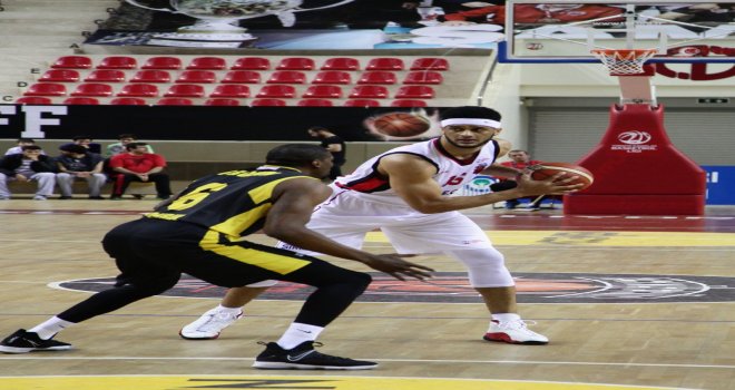 Nesine.com Eskişhir Basket 1-0'ı rahat yakaladı...