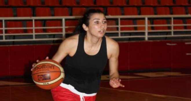 Nihal Güngör Becker 35 Albatros'ta