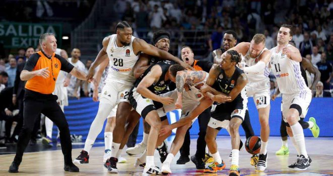 Olaylı maçın kararı verildi