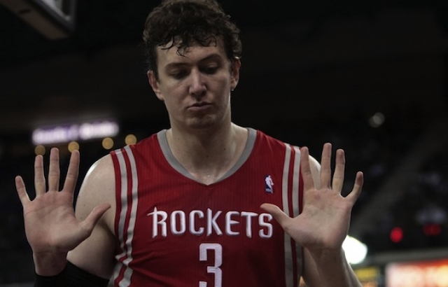 ÖMER AŞIK CAVS'A YAKIN