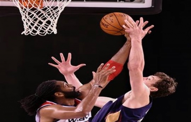 Ömer Aşık'lı Pelicans galip