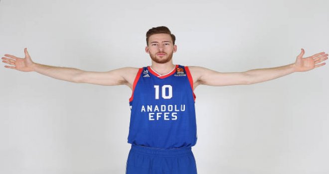 Onuralp Bitim çifte lisansla Bakırköy'de