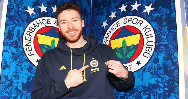 Onuralp Bitim Fenerbahçe ile imzaladı