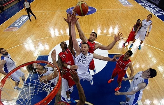 Orhan Haciyeva Uşak'ta kaldı