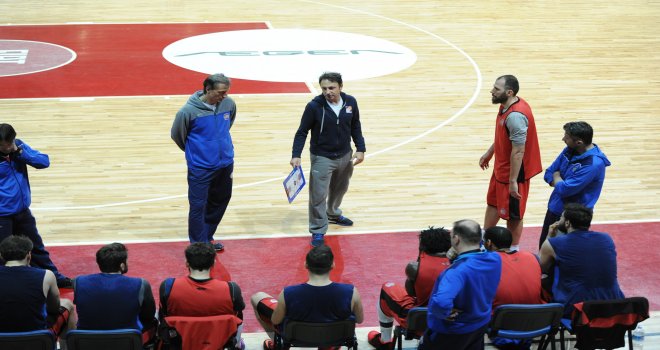 Orhun Ene takımının başına döndü