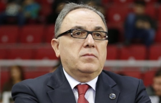 Özerhun: Mahalle maçı yönetemeyecek hakemler, Türkiye Ligi'nde maç yönetiyor