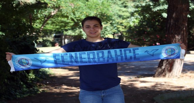 Pelin Bilgiç'ten Adana Botaş'a duygusal veda mesajı