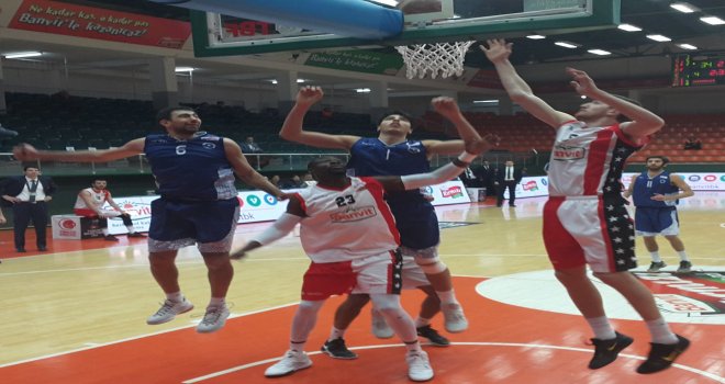 Pertevniyal, Bandırma Kırmızı'yı son çeyrekte solladı