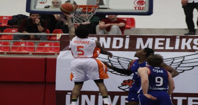 Pertevniyal, Melikşah Üniversitesi'ni rahat geçti