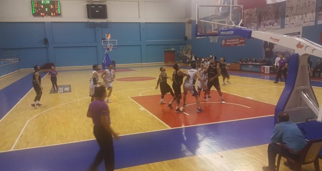 Petkim Spor, Pertevniyal engelini aştı