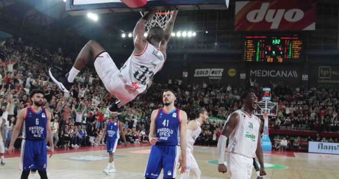 Pınar Karşıyaka, Anadolu Efes'e yine şans tanımadı