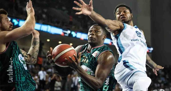 Pınar Karşıyaka, Ankara'da seriyi eşitledi