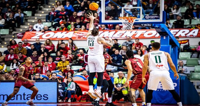 Pınar Karşıyaka, Deniz Kılıçlı ile yeniledi