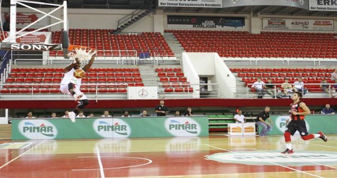 Pınar Karşıyaka galip
