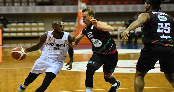 Pınar Karşıyaka, Gaziantep'ten galibiyetle döndü